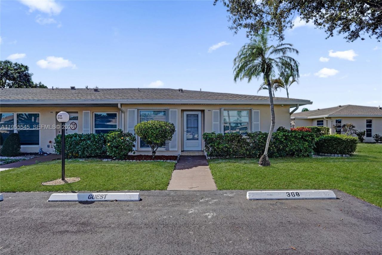 8914 Belle Aire Dr, Boca Raton, FL 33433 Photo