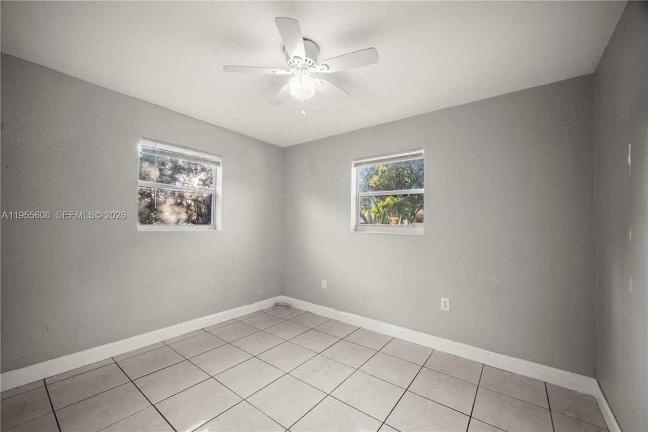 701 N 70th Ave, Hollywood, FL 33024 Photo