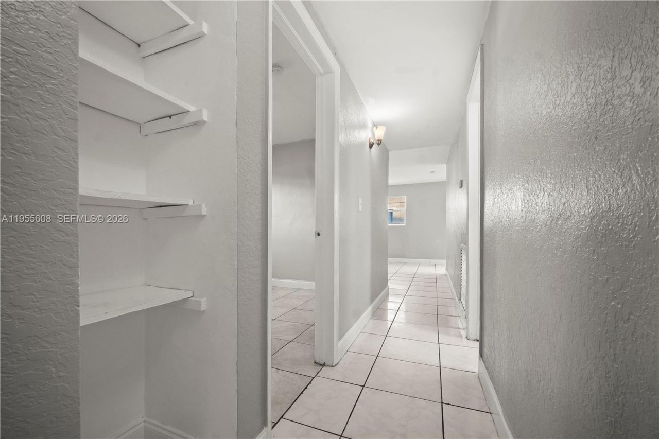 701 N 70th Ave, Hollywood, FL 33024 Photo