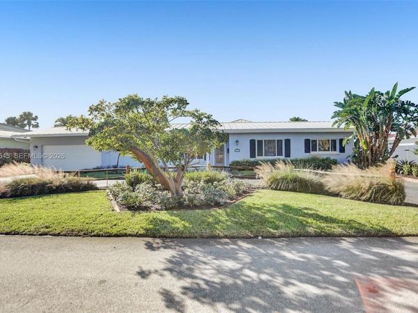 2797 NE 21st Ter, Lighthouse Point, FL 33064