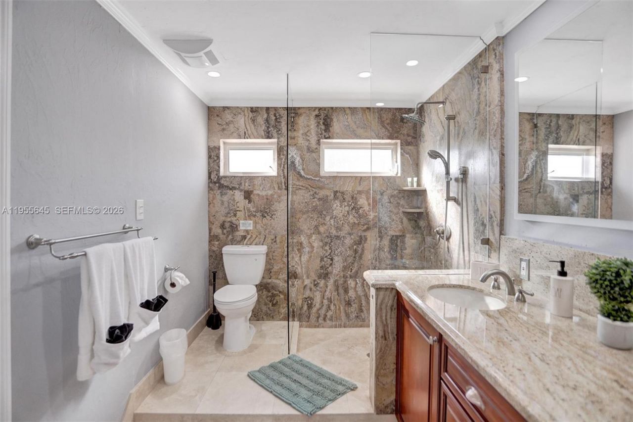 2797 NE 21st Ter, Lighthouse Point, FL 33064 Photo