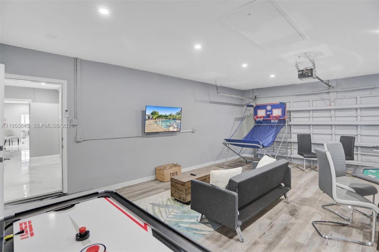 2797 NE 21st Ter, Lighthouse Point, FL 33064 Photo