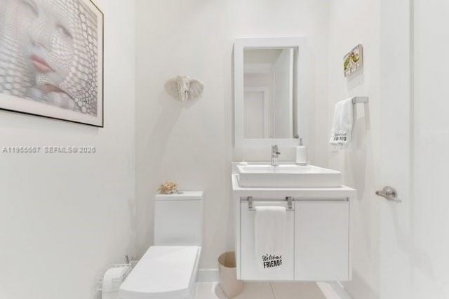 10424 NW 66th St, Doral, FL 33178 Photo