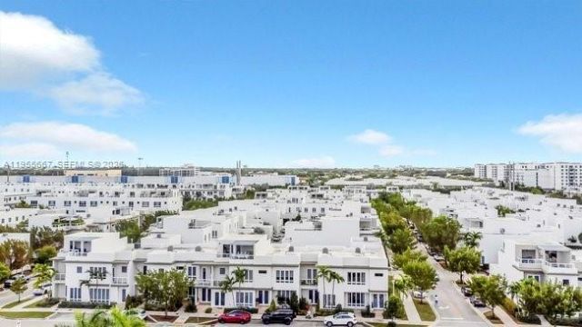 10424 NW 66th St, Doral, FL 33178 Photo