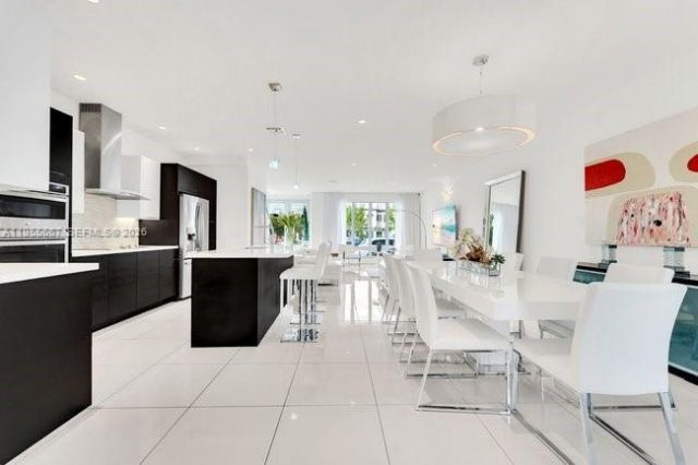 10424 NW 66th St, Doral, FL 33178 Photo