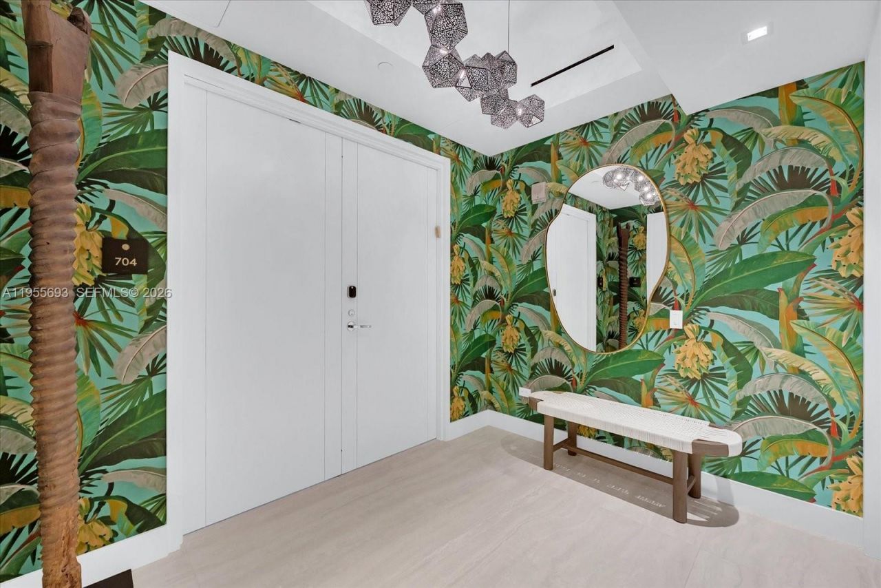 18501 Collins Ave, Unit 704, Sunny Isles Beach, FL 33160 Photo