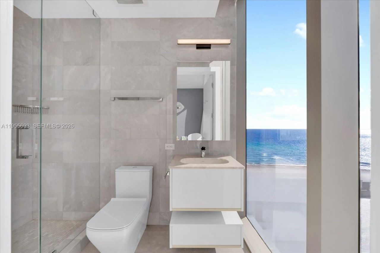 18501 Collins Ave, Unit 704, Sunny Isles Beach, FL 33160 Photo