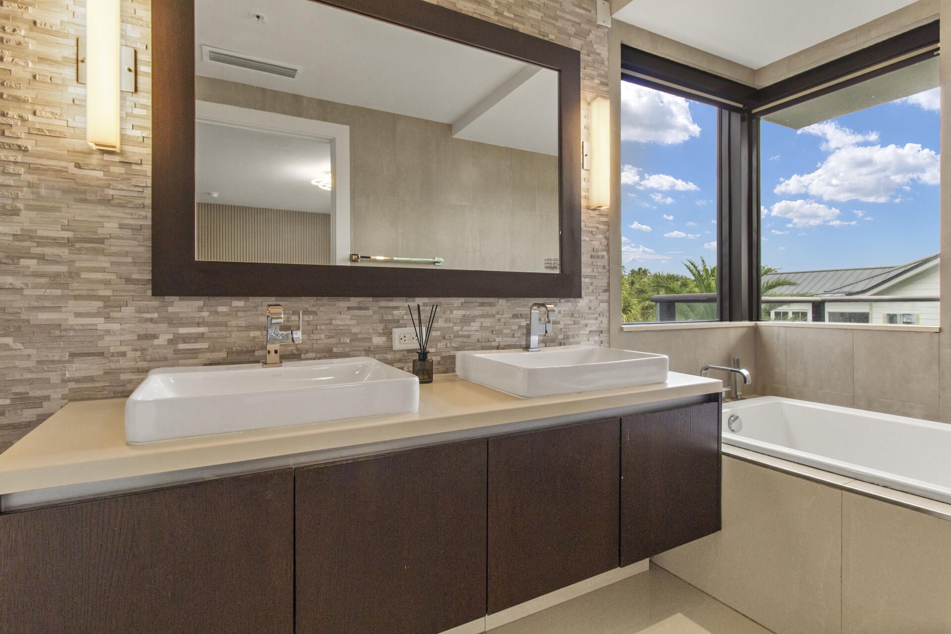 3040 N Ocean Blvd, Unit N101, Fort Lauderdale, FL 33308 Photo