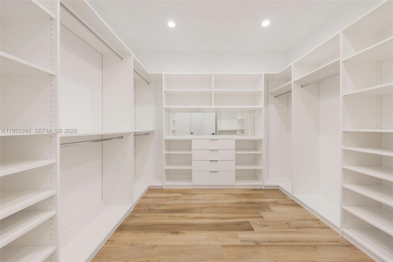 3151 Hibiscus St, Unit 3151, Miami, FL 33133 Photo