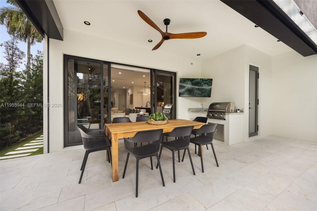 3151 Hibiscus St, Unit 3151, Miami, FL 33133 Photo