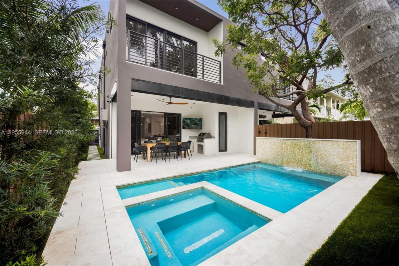 3151 Hibiscus St, Unit 3151, Miami, FL 33133 Photo