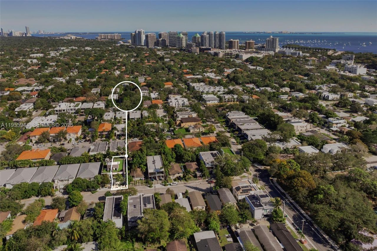 3151 Hibiscus St, Unit 3151, Miami, FL 33133 Photo