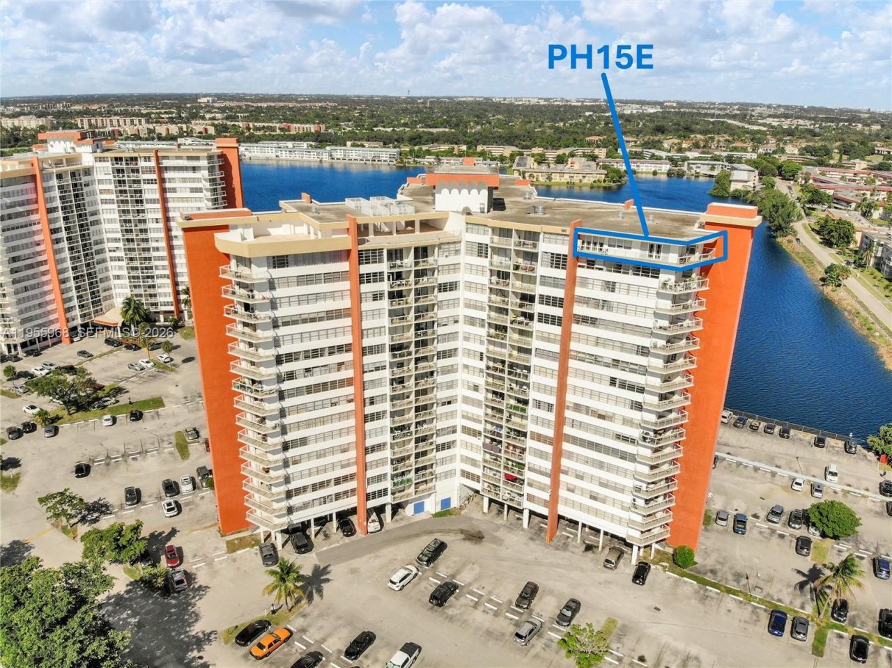 1351 NE Miami Gardens Dr, Unit PH15E, Miami, FL 33179 Photo