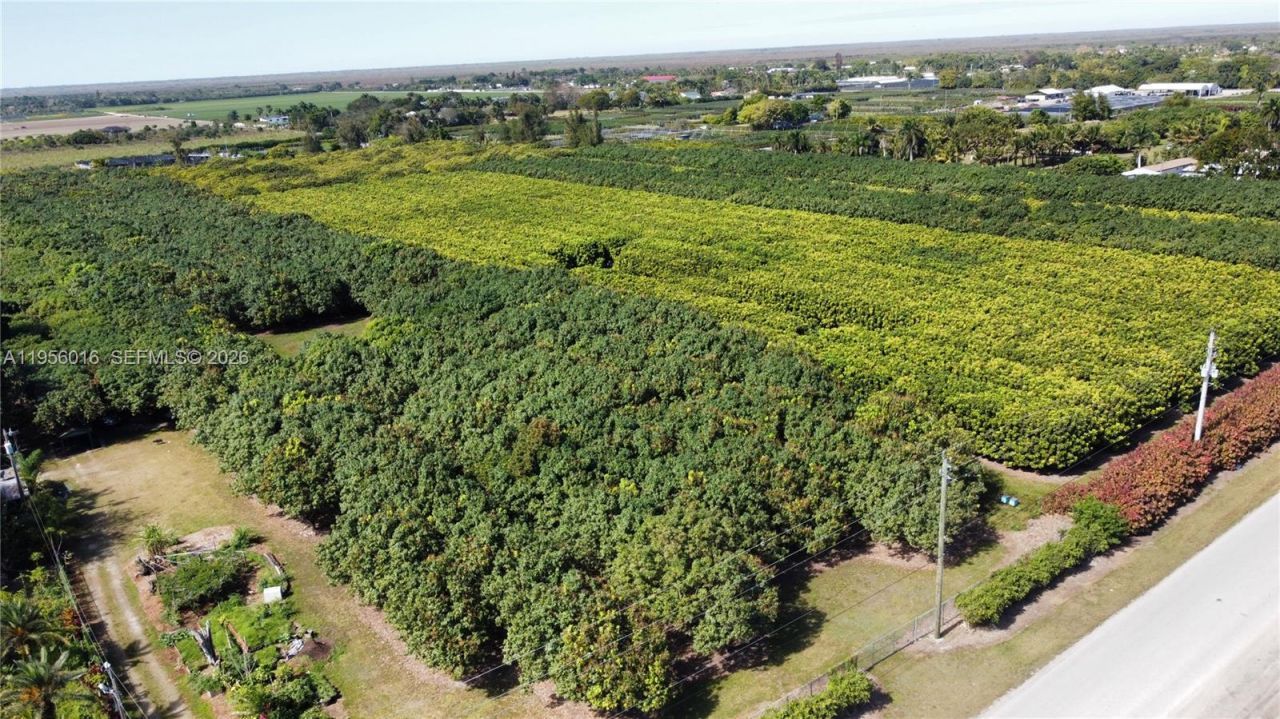 22020 SW 207th Ave , Miami, FL 33170 Photo