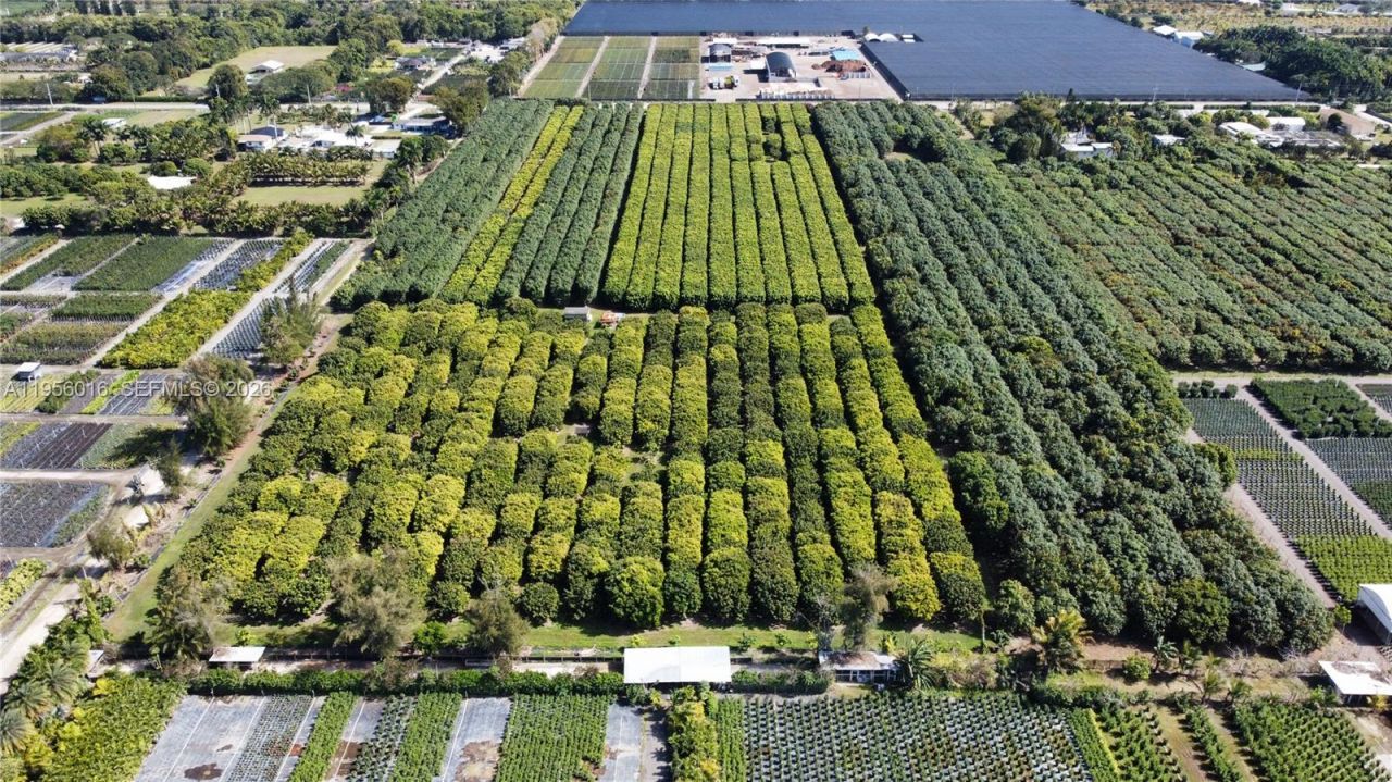 22020 SW 207th Ave , Miami, FL 33170 Photo