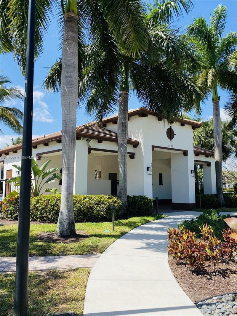 4676 Monarch Way , Coconut Creek, FL 33073 Photo