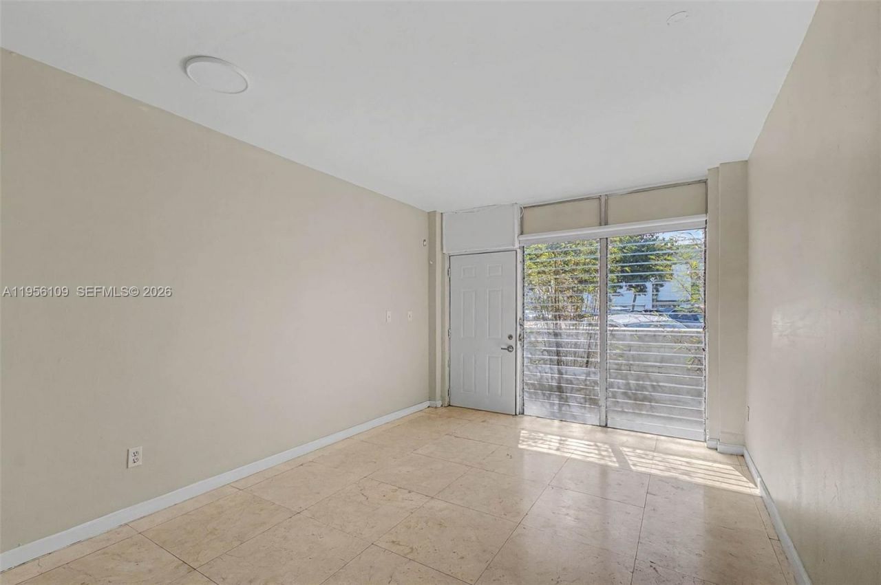 1685 Jefferson Ave, Unit 6, Miami Beach, FL 33139 Photo