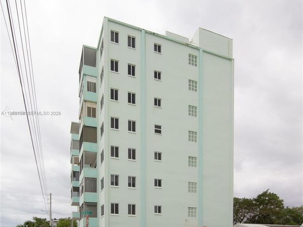 1700 Pierce St , Unit 204, Hollywood, FL 33020