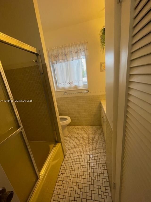 1700 Pierce St , Unit 204, Hollywood, FL 33020 Photo