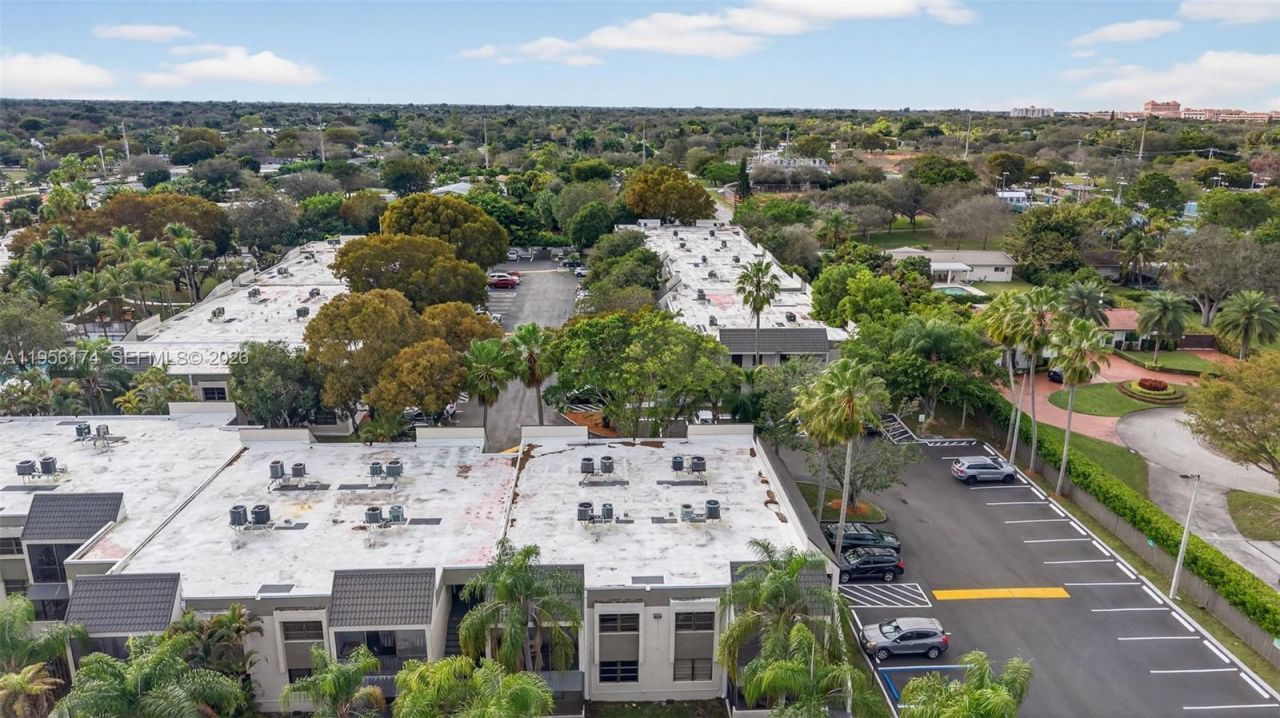 7929 SW 104th St, Unit 112E, Miami, FL 33156 Photo