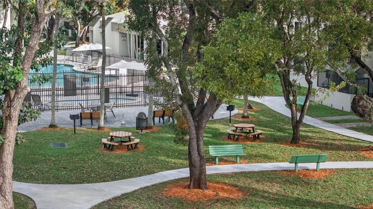 7929 SW 104th St, Unit 112E, Miami, FL 33156 Photo