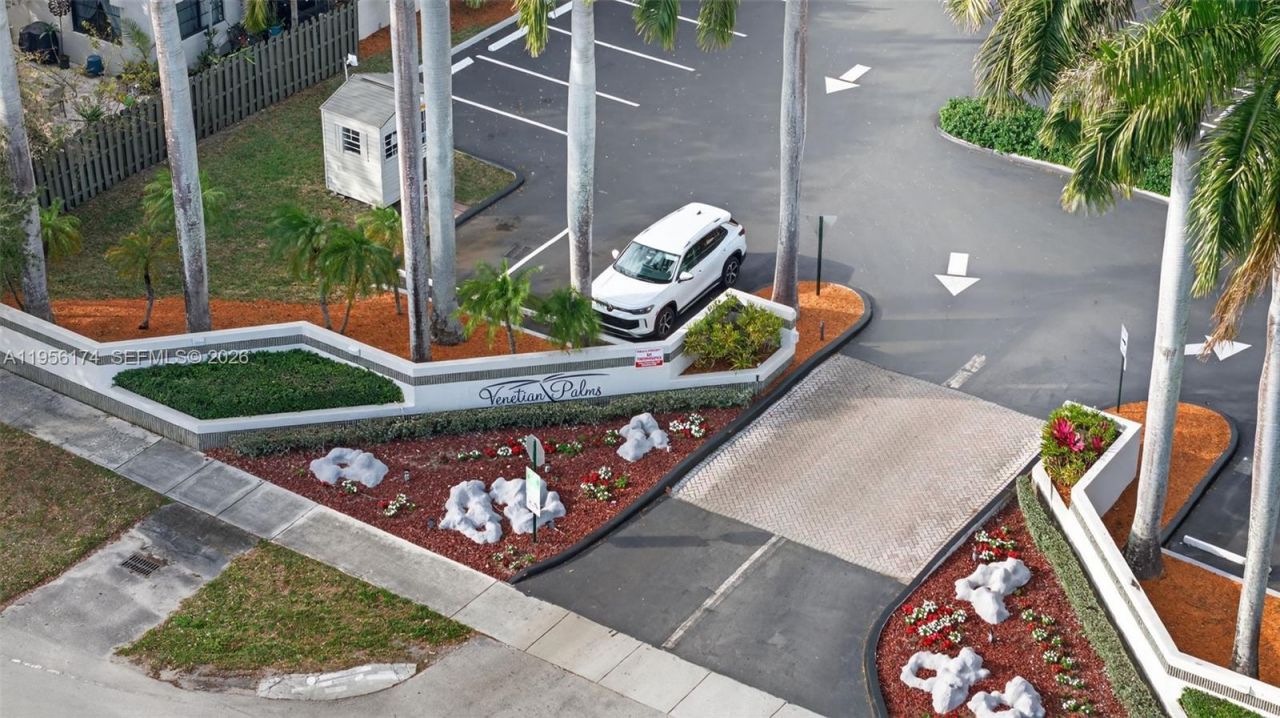 7929 SW 104th St, Unit 112E, Miami, FL 33156 Photo