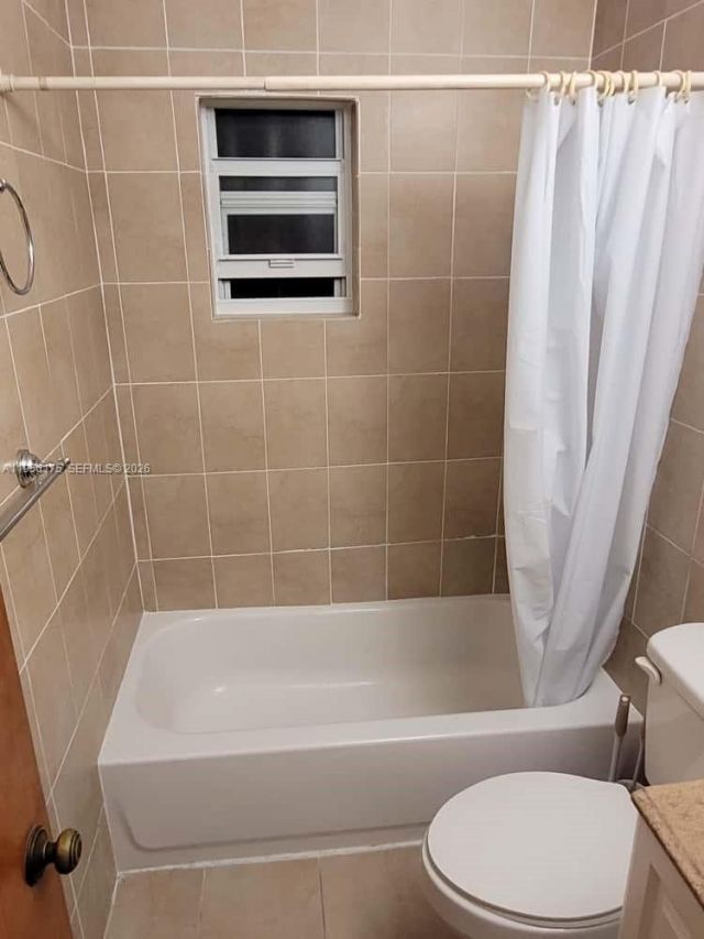 2828 SW 3rd St, Unit front, Miami, FL 33135 Photo