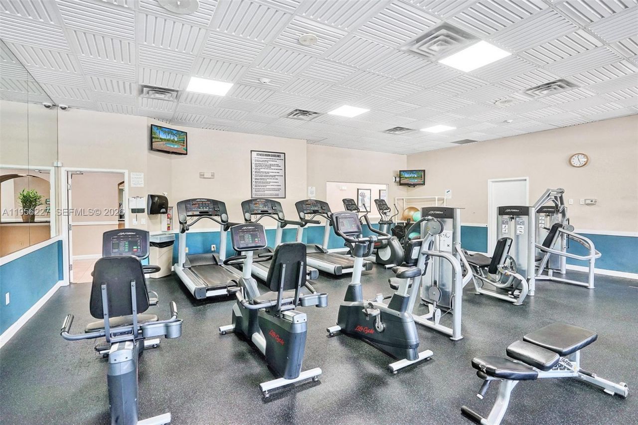 2024 NW 139th Ter, Pembroke Pines, FL 33028 Photo