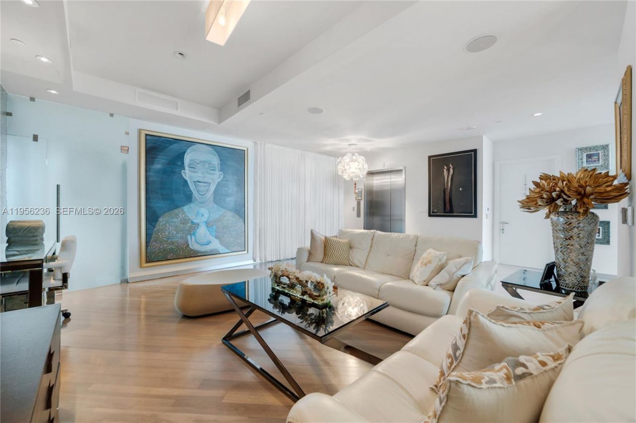 1331 Brickell Bay Dr , Unit PH4605, Miami, FL 33131 Photo