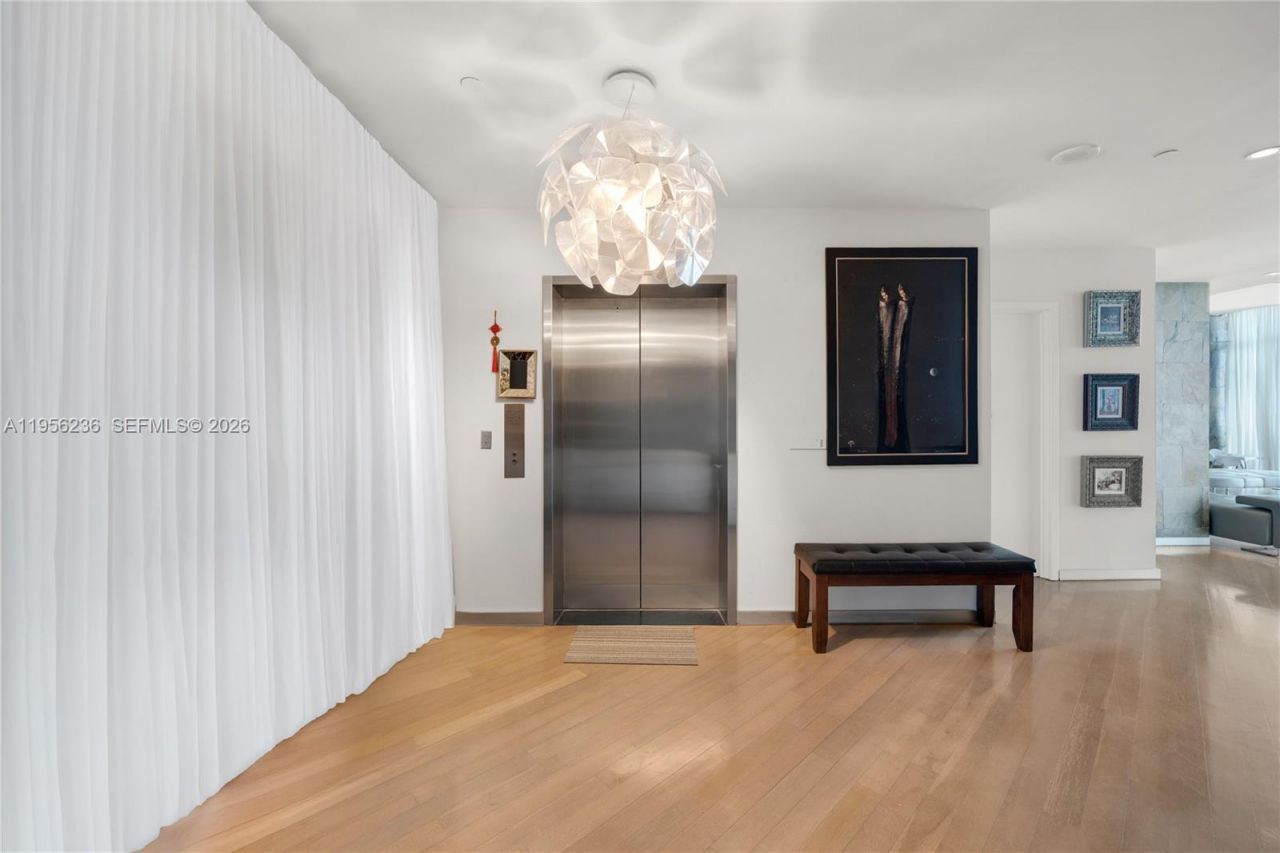 1331 Brickell Bay Dr , Unit PH4605, Miami, FL 33131 Photo