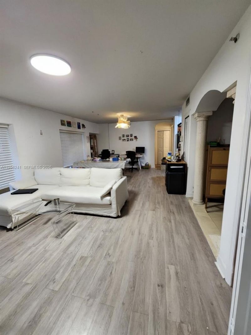 322 Madeira Ave , Unit 104, Coral Gables, FL 33134 Photo