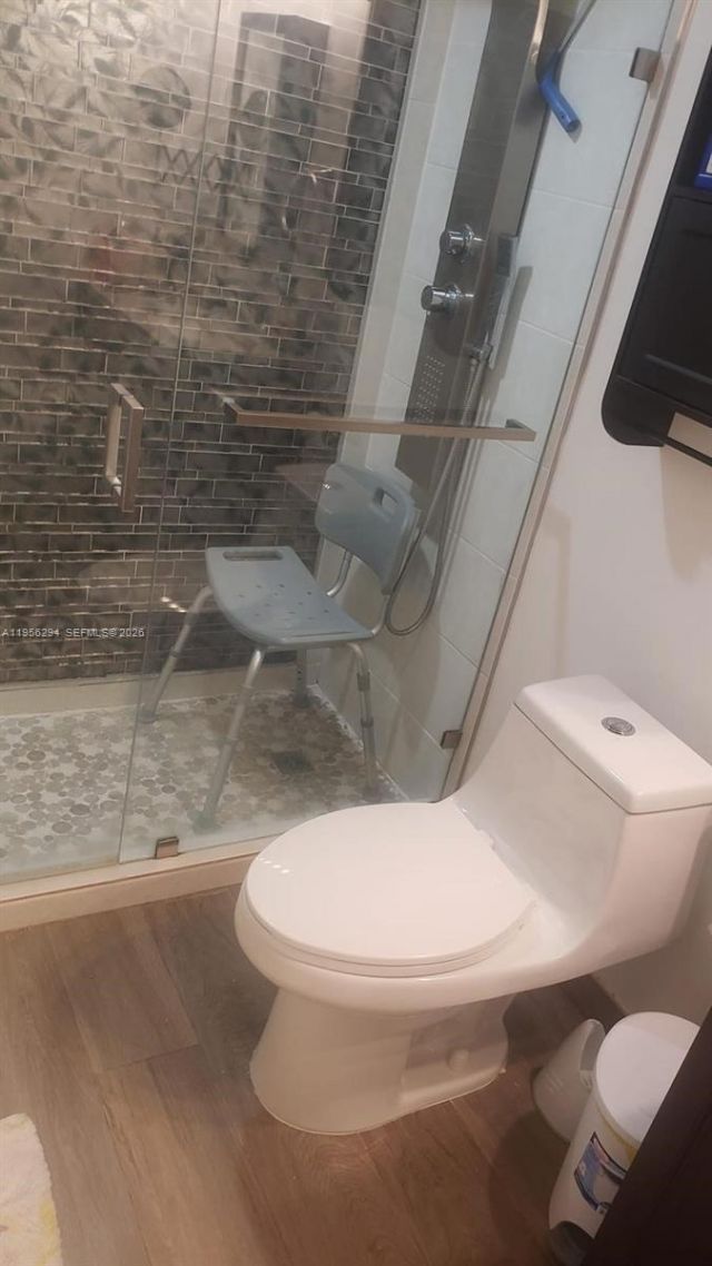 9980 NW 9th St Cir , Unit 204, Miami, FL 33172 Photo