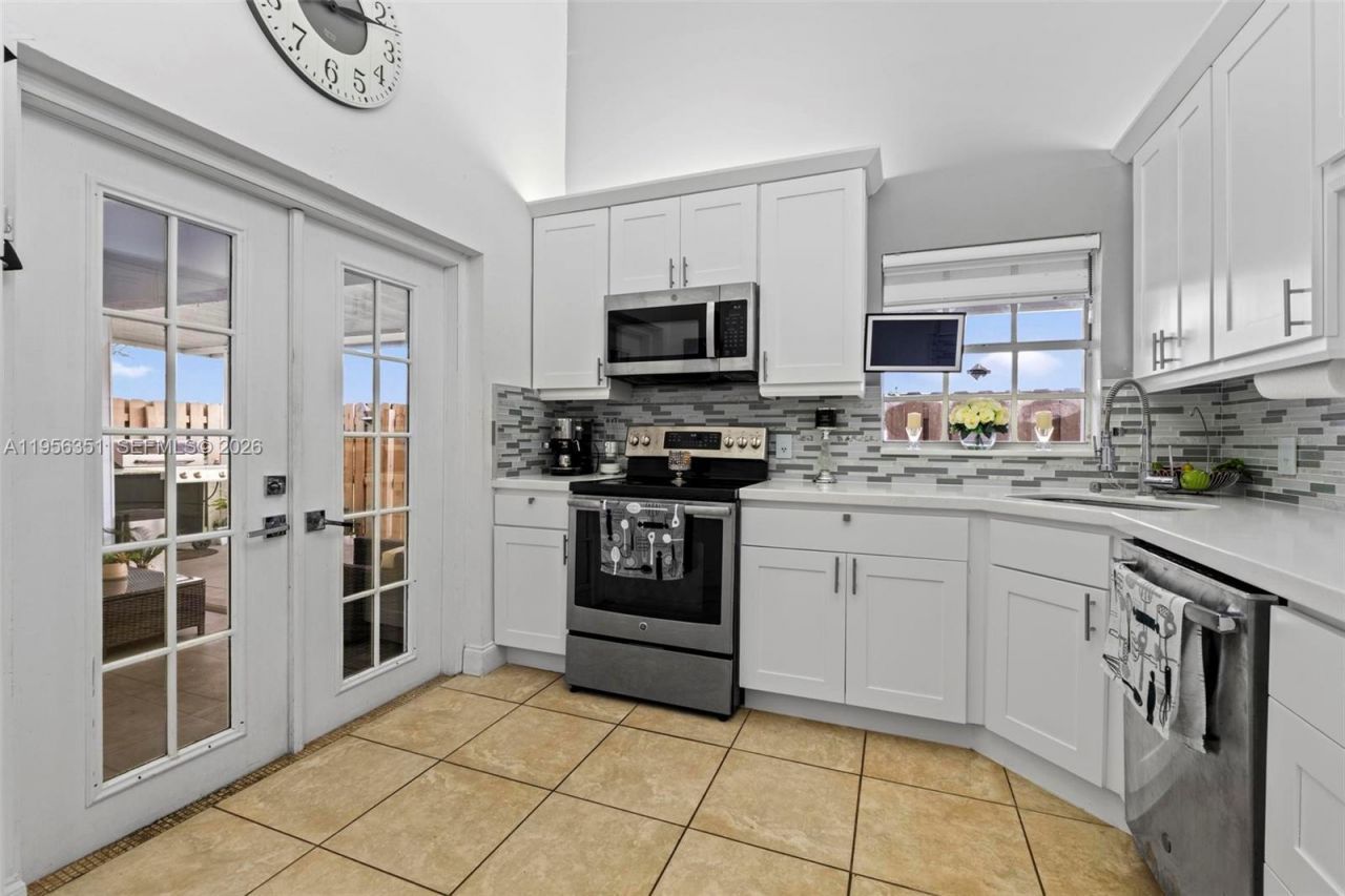 11361 SW 160th Ct, Miami, FL 33196 Photo