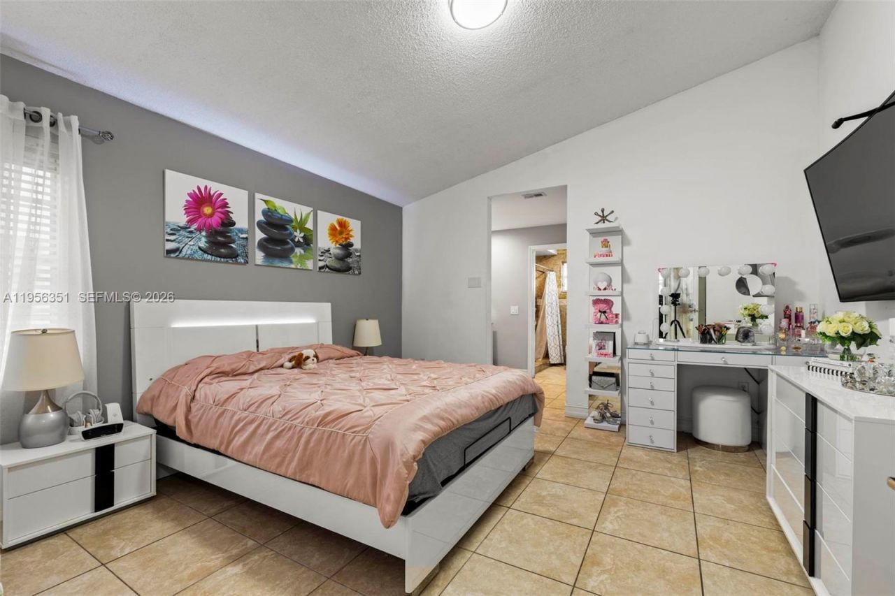 11361 SW 160th Ct, Miami, FL 33196 Photo