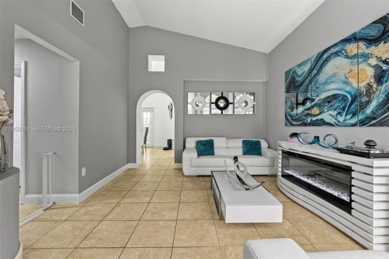 11361 SW 160th Ct, Miami, FL 33196 Photo