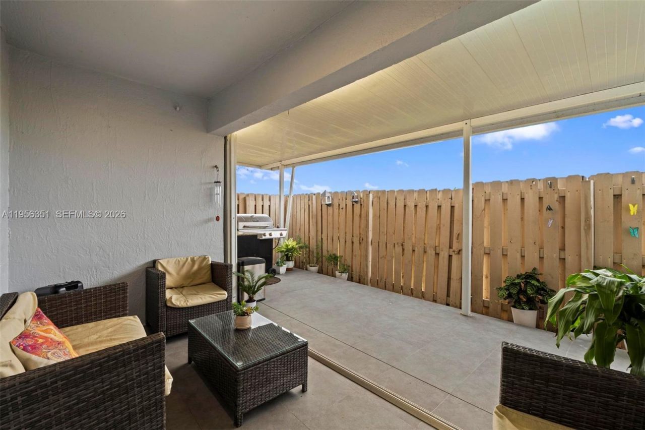 11361 SW 160th Ct, Miami, FL 33196 Photo