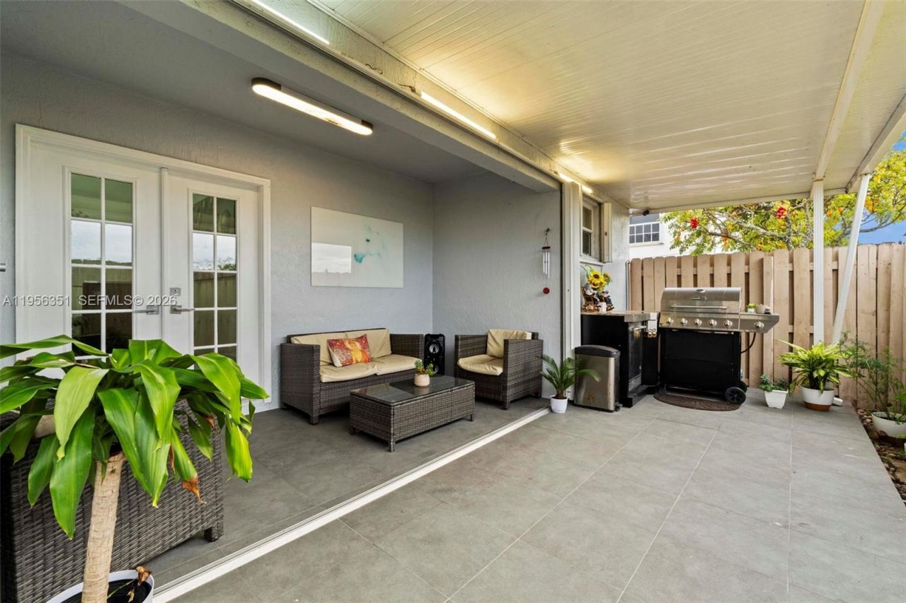 11361 SW 160th Ct, Miami, FL 33196 Photo