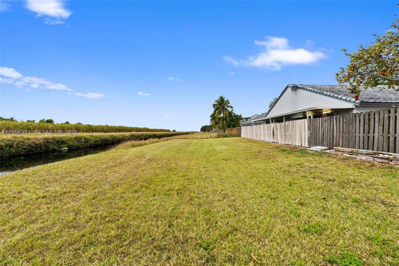 11361 SW 160th Ct, Miami, FL 33196 Photo