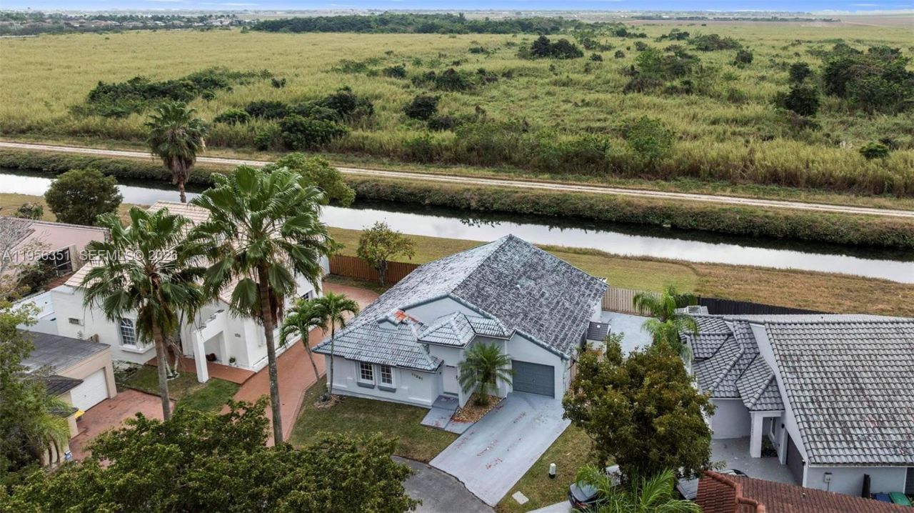 11361 SW 160th Ct, Miami, FL 33196 Photo