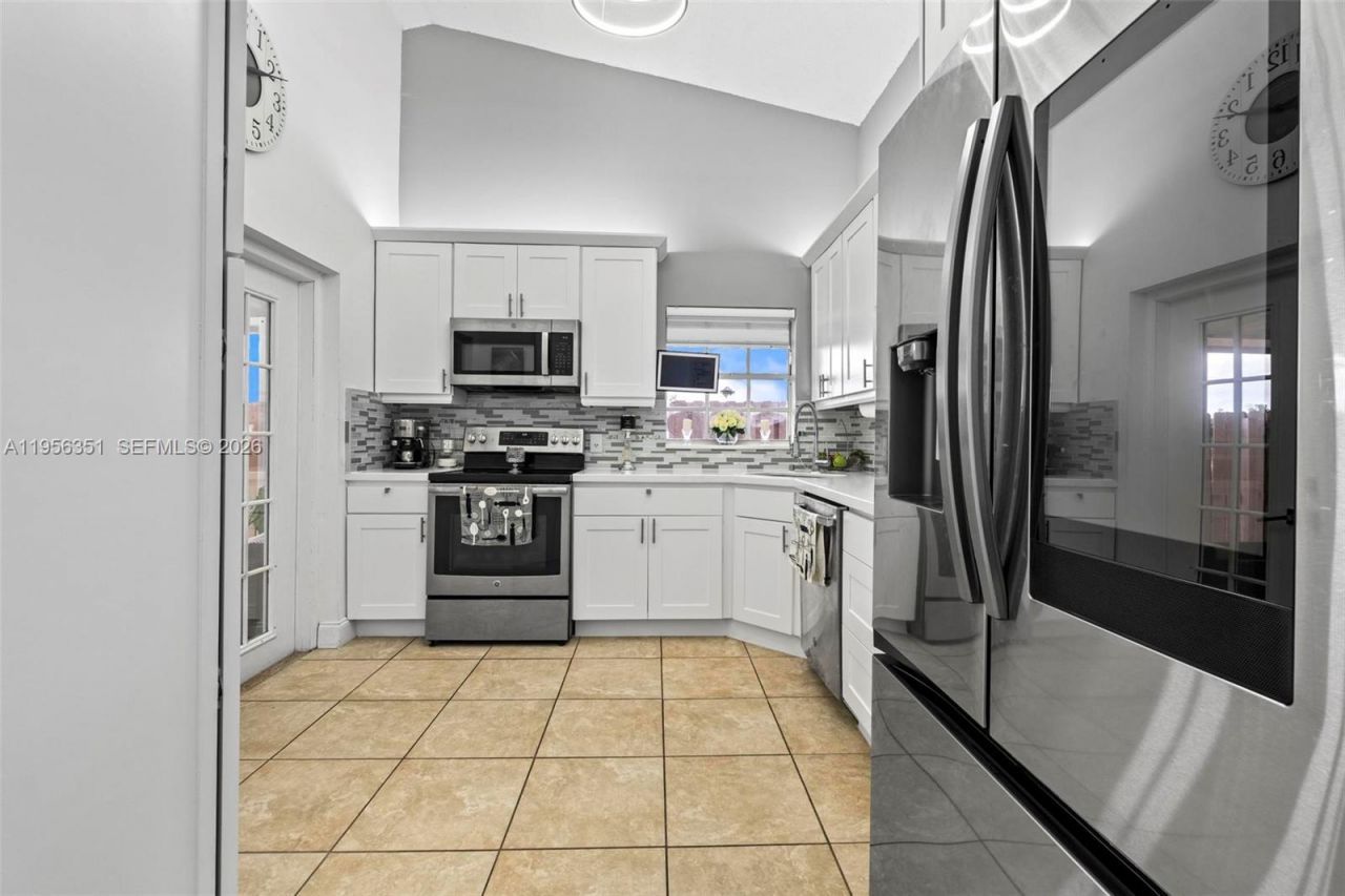 11361 SW 160th Ct, Miami, FL 33196 Photo