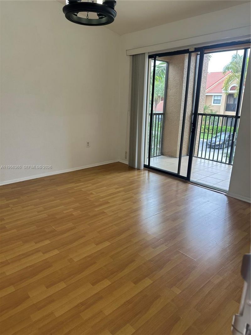 15560 SW 104th Ter , Unit 625, Miami, FL 33196 Photo