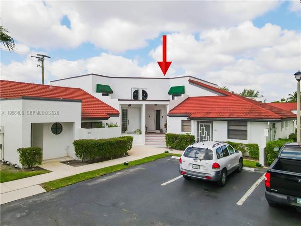 279 NW 36th Ave, Deerfield Beach, FL 33442