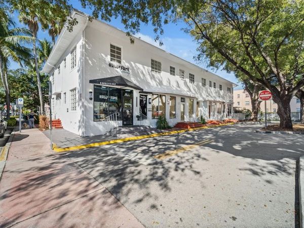 901 Pennsylvania Ave, Miami Beach, FL 33139