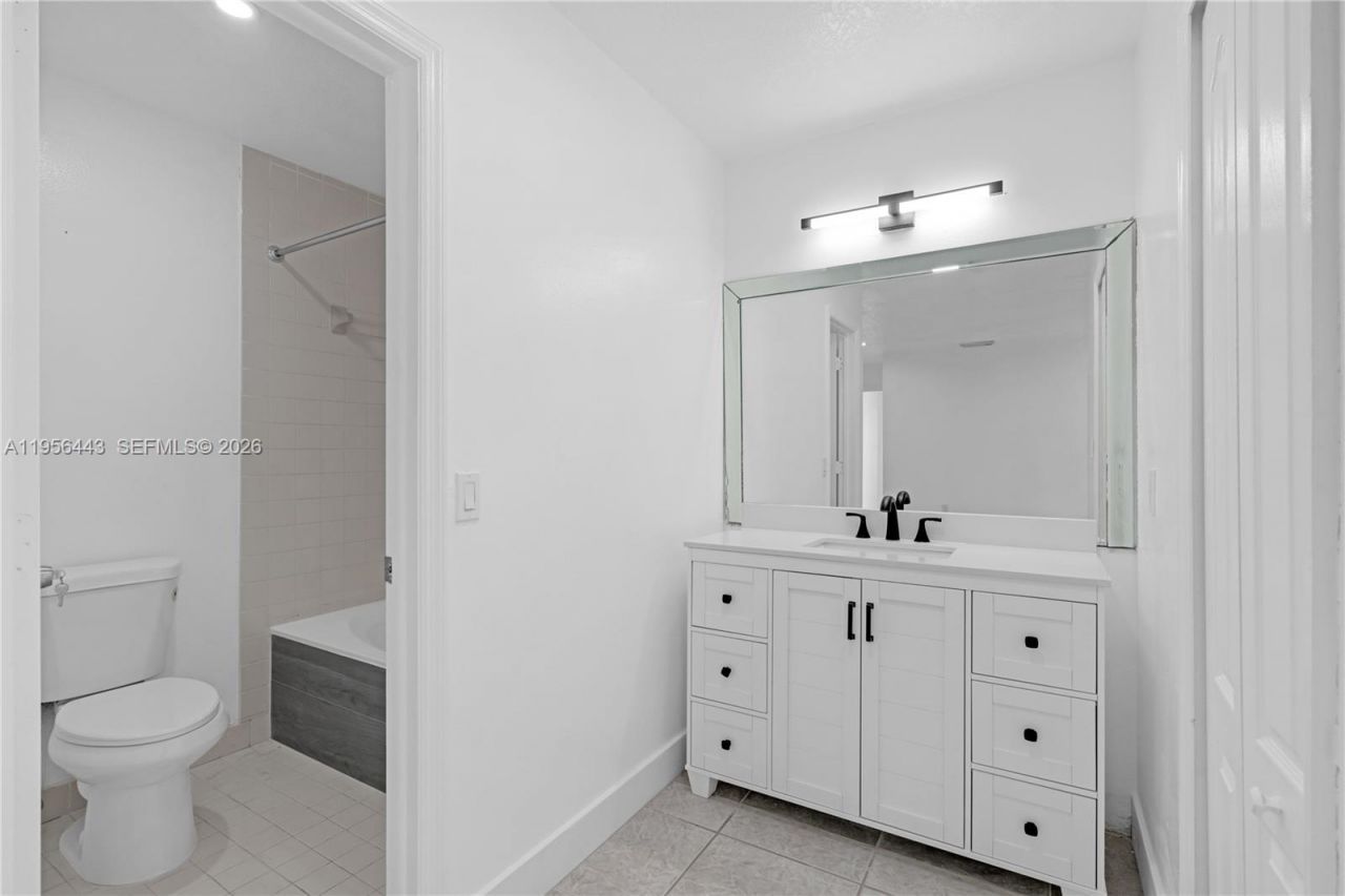 15322 SW 177th Ter, Miami, FL 33187 Photo