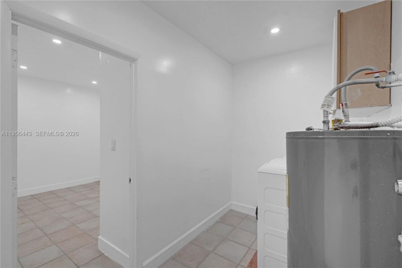 15322 SW 177th Ter, Miami, FL 33187 Photo