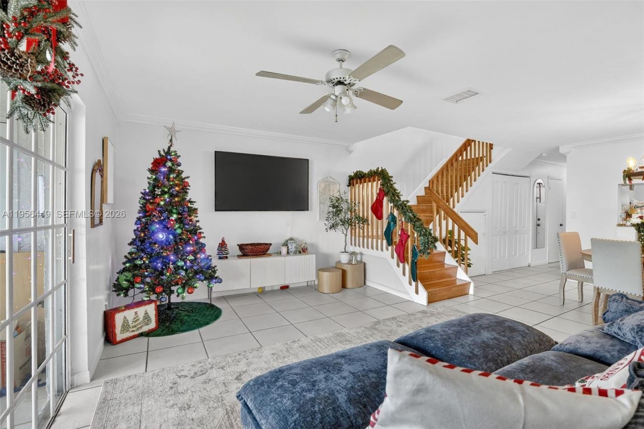 10431 NW 3rd St, Pembroke Pines, FL 33026 Photo