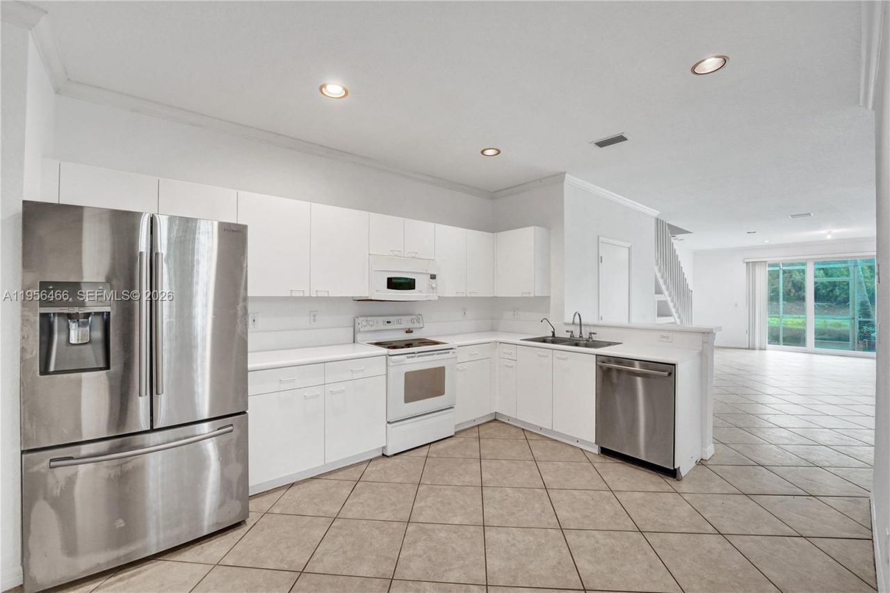 2050 Pasa Verde Ln, Weston, FL 33327 Photo