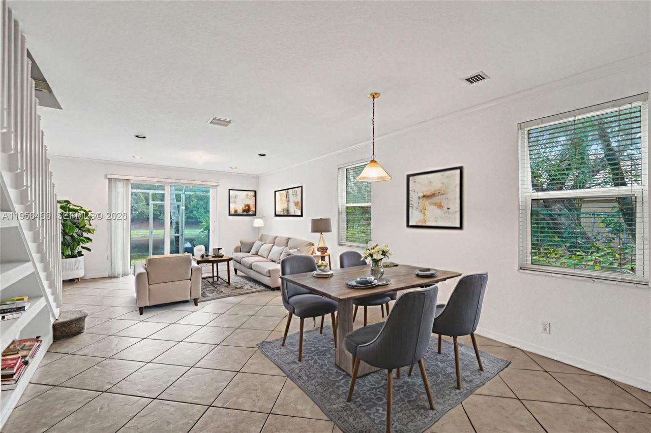 2050 Pasa Verde Ln, Weston, FL 33327 Photo