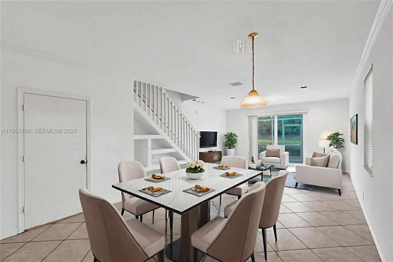 2050 Pasa Verde Ln, Weston, FL 33327 Photo