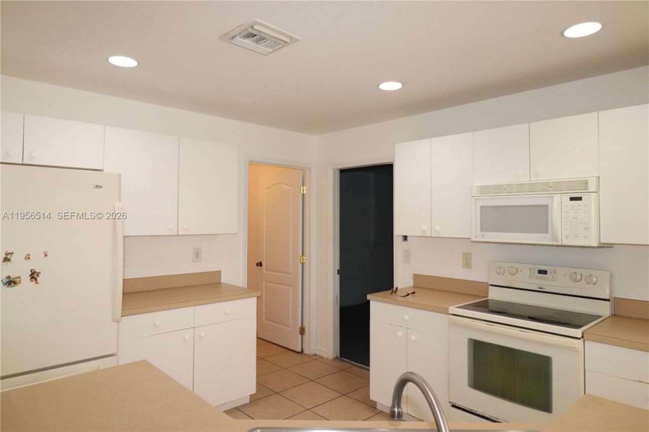 2805 1 SW St, Lehigh Acres, FL 33972 Photo